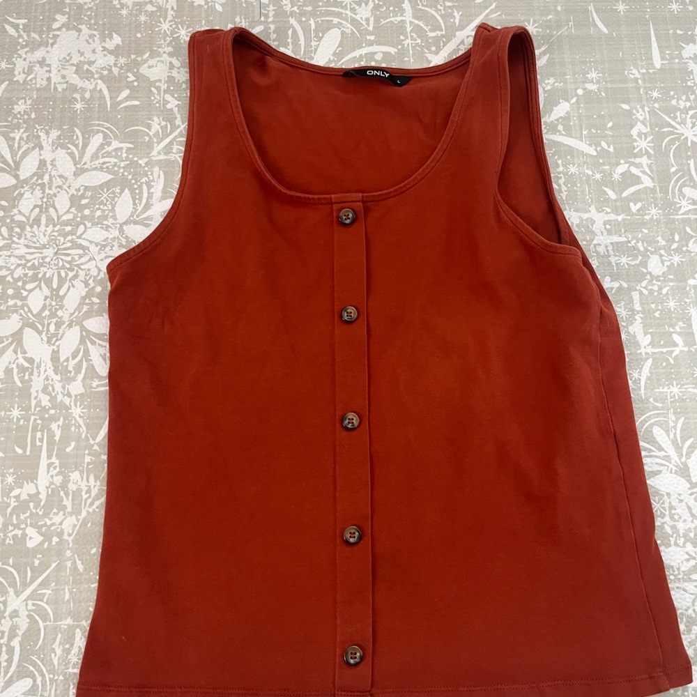 ONLY Women's Button-Front Terracotta Tank Top